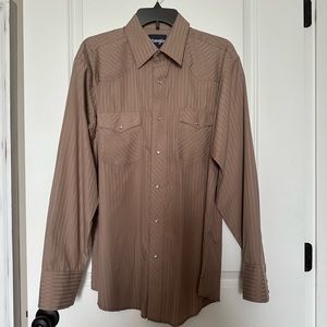 Men’s Wrangler Tan Long Sleeve Dobby Stripe Shirt with Pearl Snaps